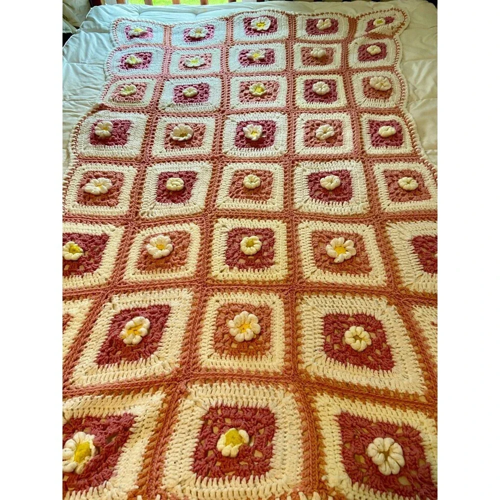 VTG Granny 3D Rose Square Crochet Afghan Blanket Pink White Handmade Flower Yell